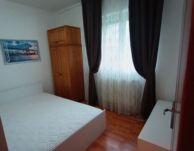 De vanzare apartament 3 camere metrou Gorjului, c/f 2 - Poză 2