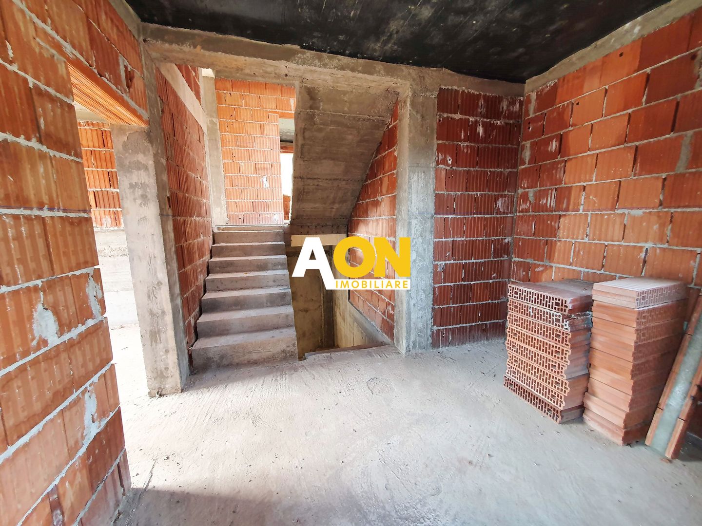 Casa la rosu, D+P+1E, 1433 mp teren, Valea Popii - Poză 9