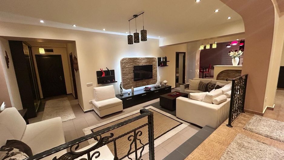 Apartament modern cu 2 camere, 94 mp utili, în bloc nou.Mobilat  si utilat - Poză 12