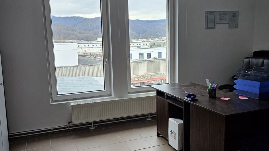 Exclusivitate- spațiu pretabil birouri - Poză 12