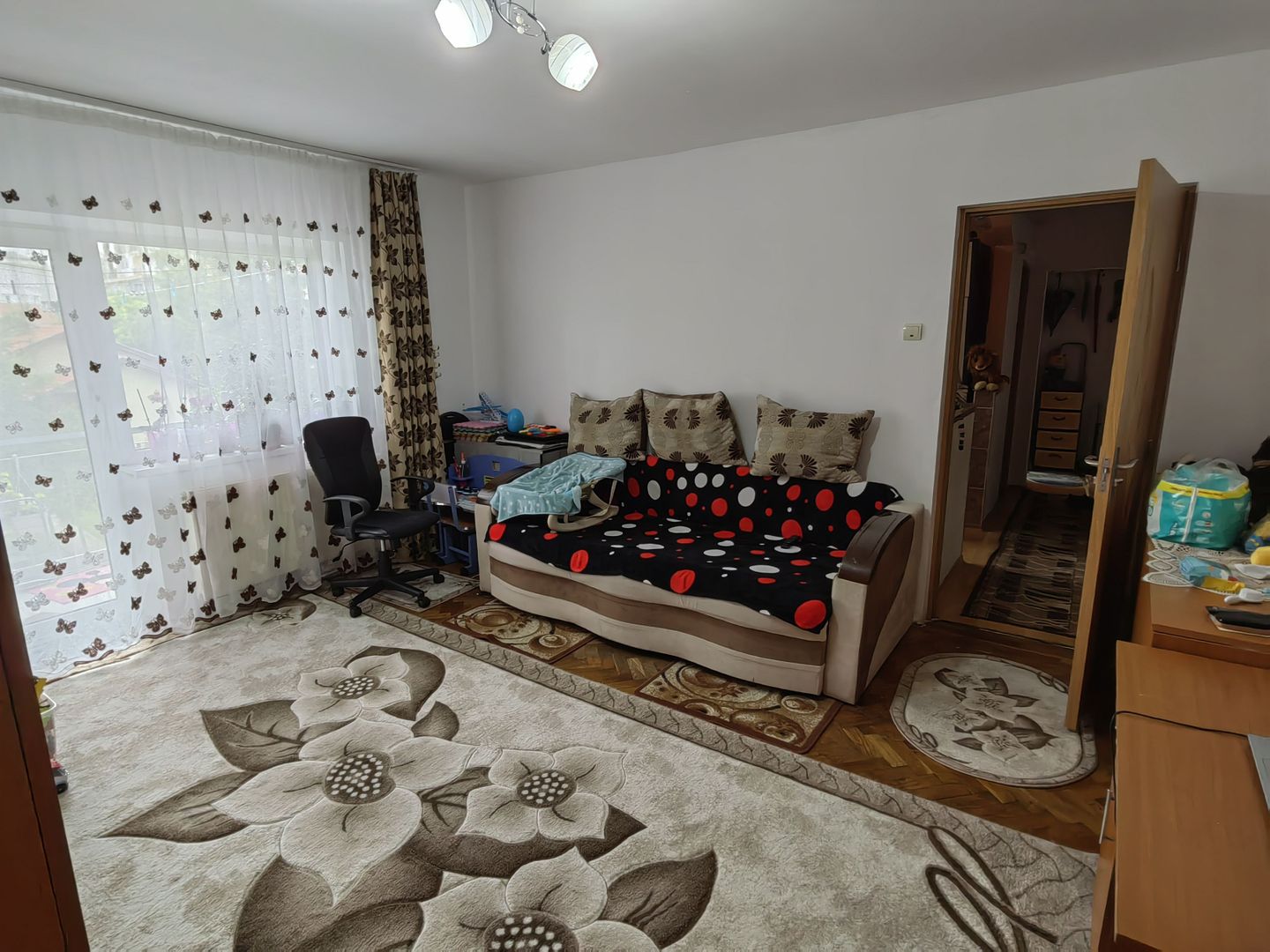 Apartament cu 3 camere 65 m ² etaj 2 ULTRACENTRAL - Poză 2