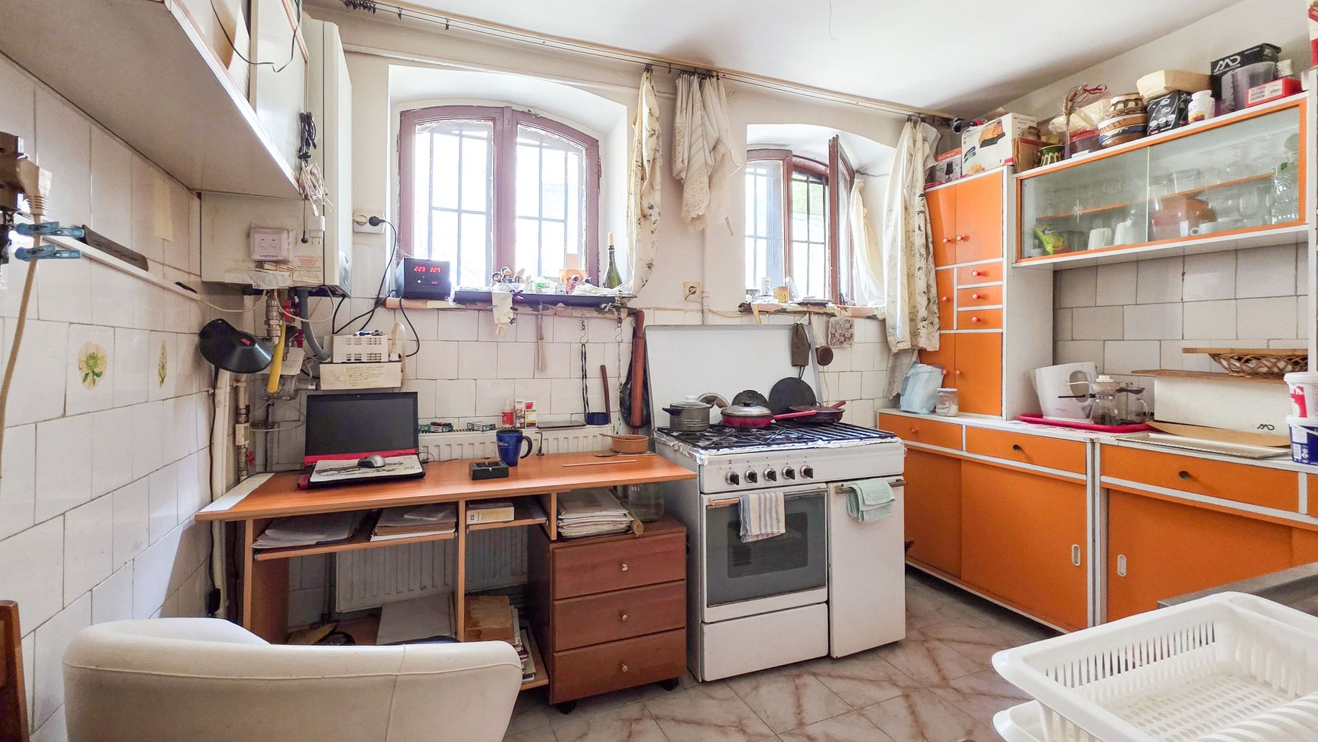 Apartament 3 Camere în Casă | Bd. Dacia 127 | Garaj + Curte - Poză 10