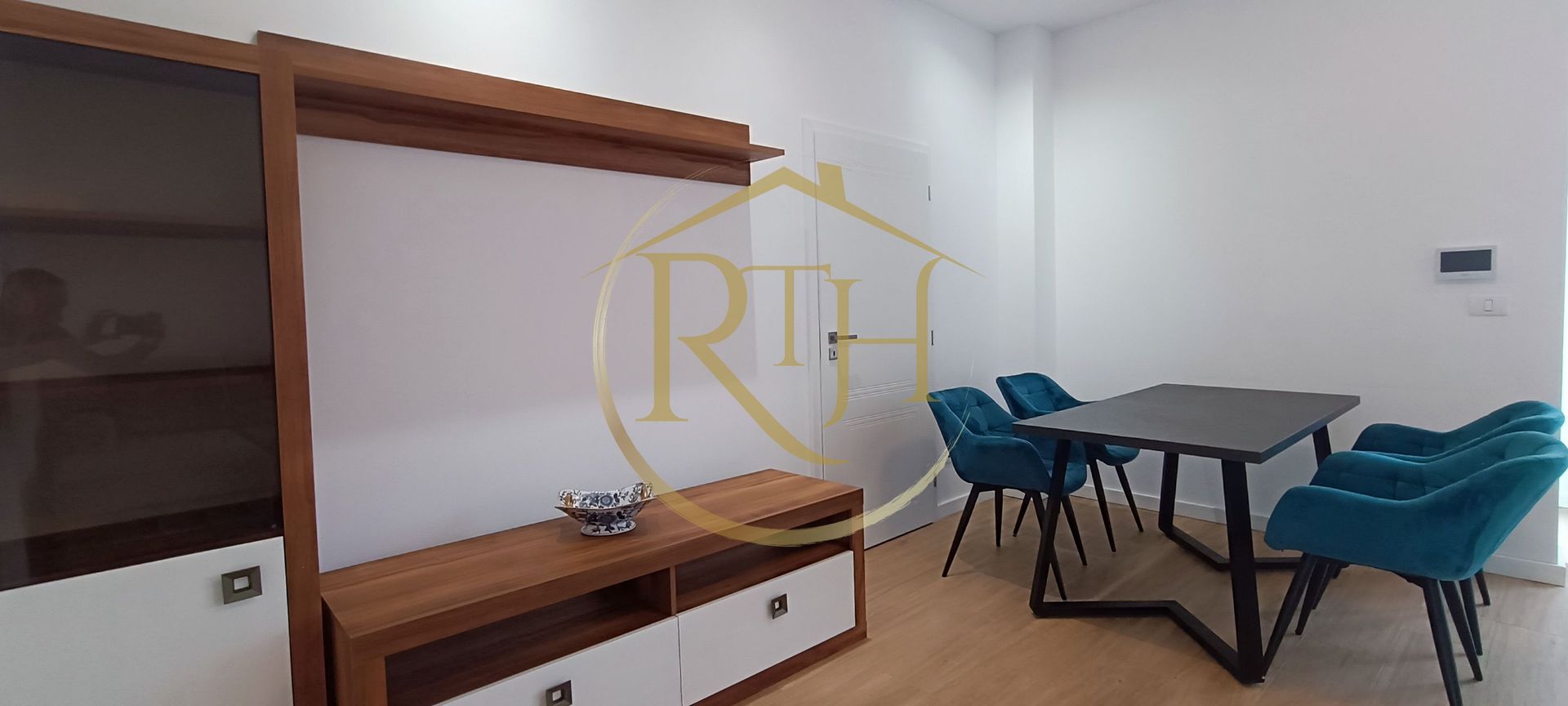 Apartament de închiriat (SAD) – ideal pentru locuință sau activități comerciale - Poză 3