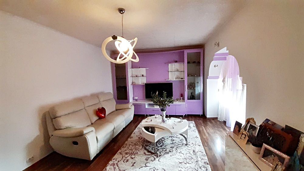 In Feldioara, la 17 Km de Brasov, apartament 2 camere, 43000 euro - Poză 4