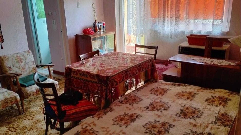 Vând apartament cu 3 camere, Ocna Mureș - Poză 6