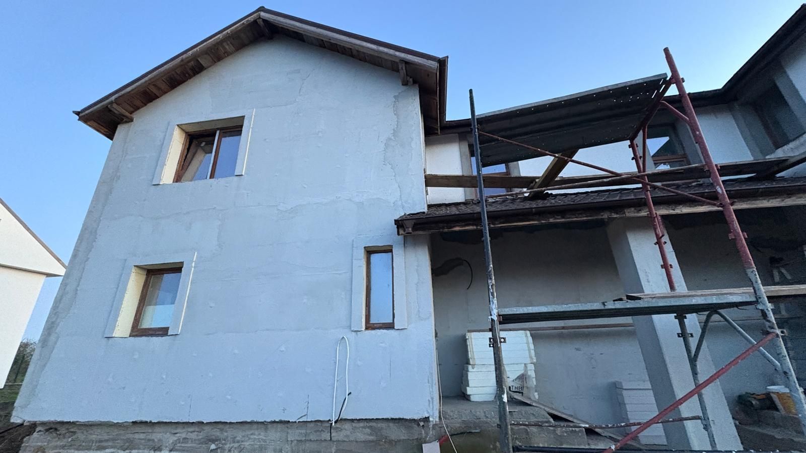 Casa duplex cu 2 locuri de parcare - Poză 6