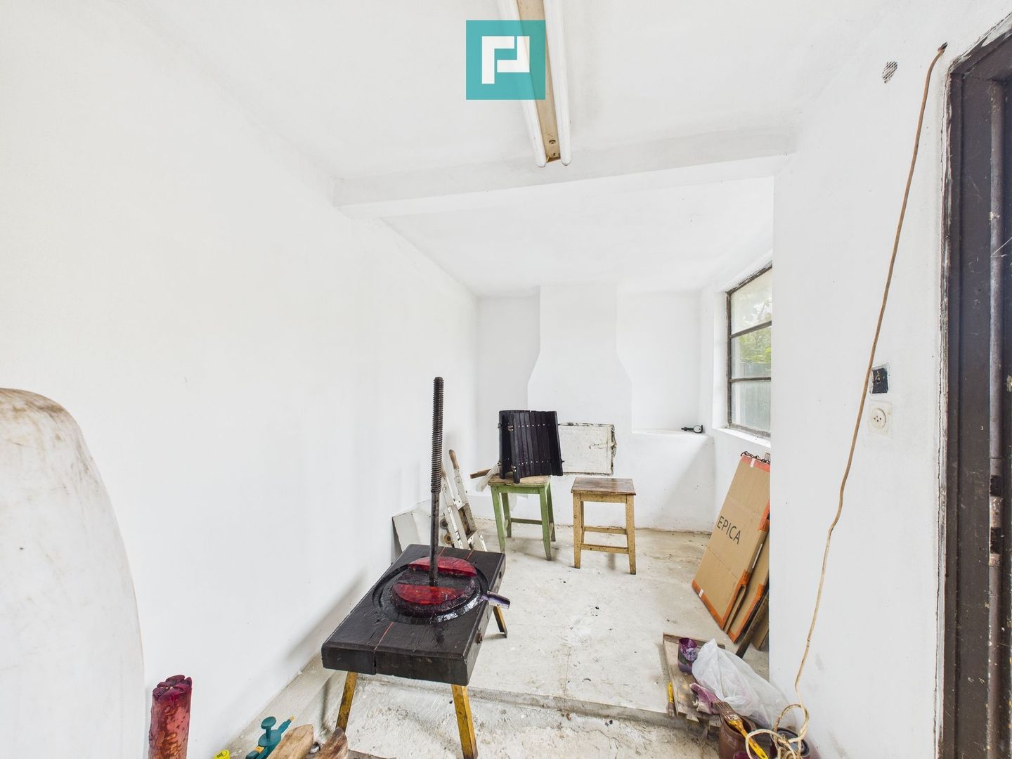 Casă cu 4 camere, în localitatea Gurahonț, Arad - Poză 11