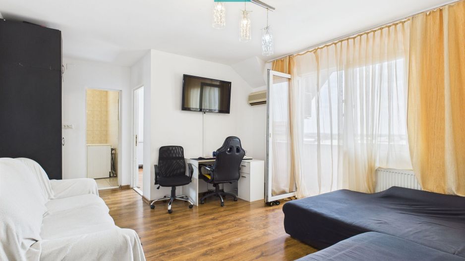 Apartament panoramic cu 2 camere, zona Confecții - Poză 2