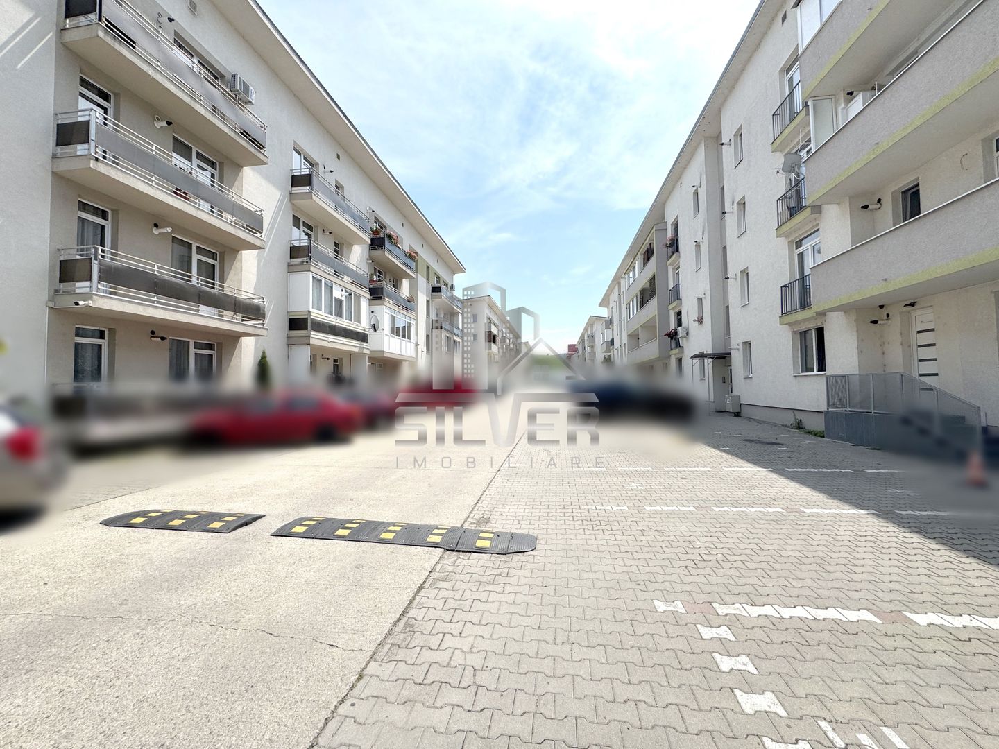 Apartament cu 2 camere dec./44m/parcare/zona ultracentrala. - Poză 1
