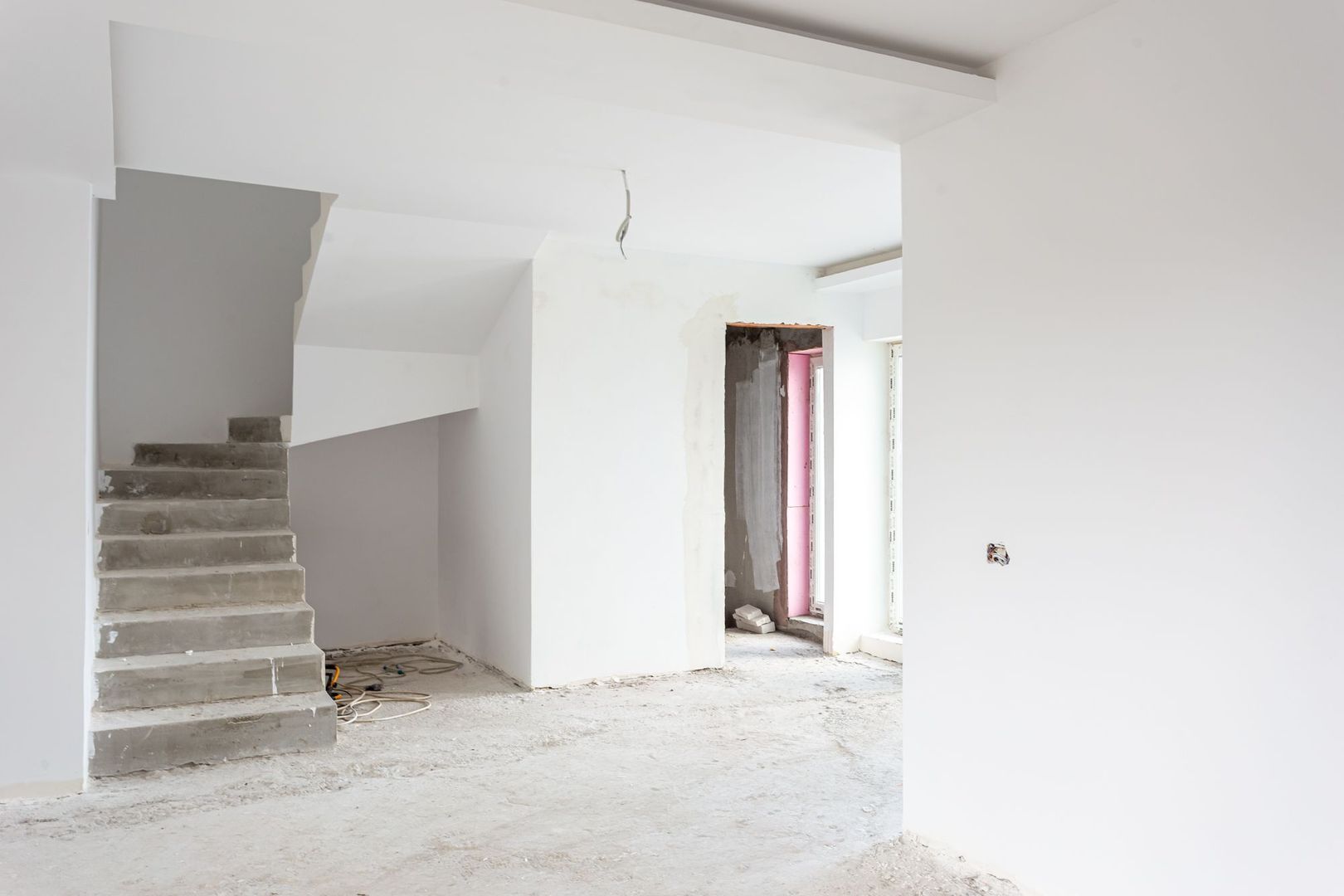 Casă nouă înșiruită, cu 5 camere, la gri, în Livada - Poză 4