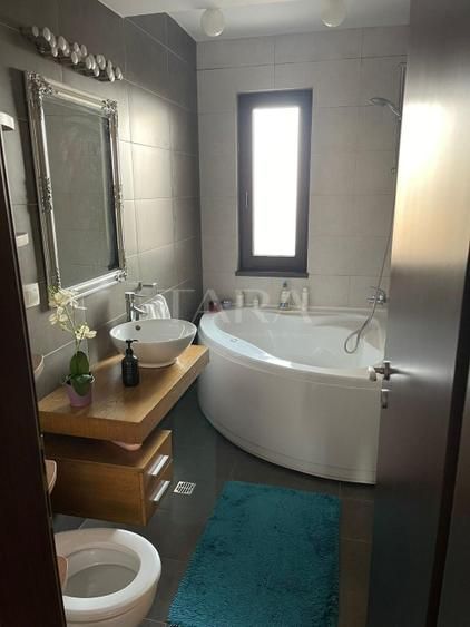 Apartament premium cu 2 camere, balcon generos, aproape de centru. - Poză 9