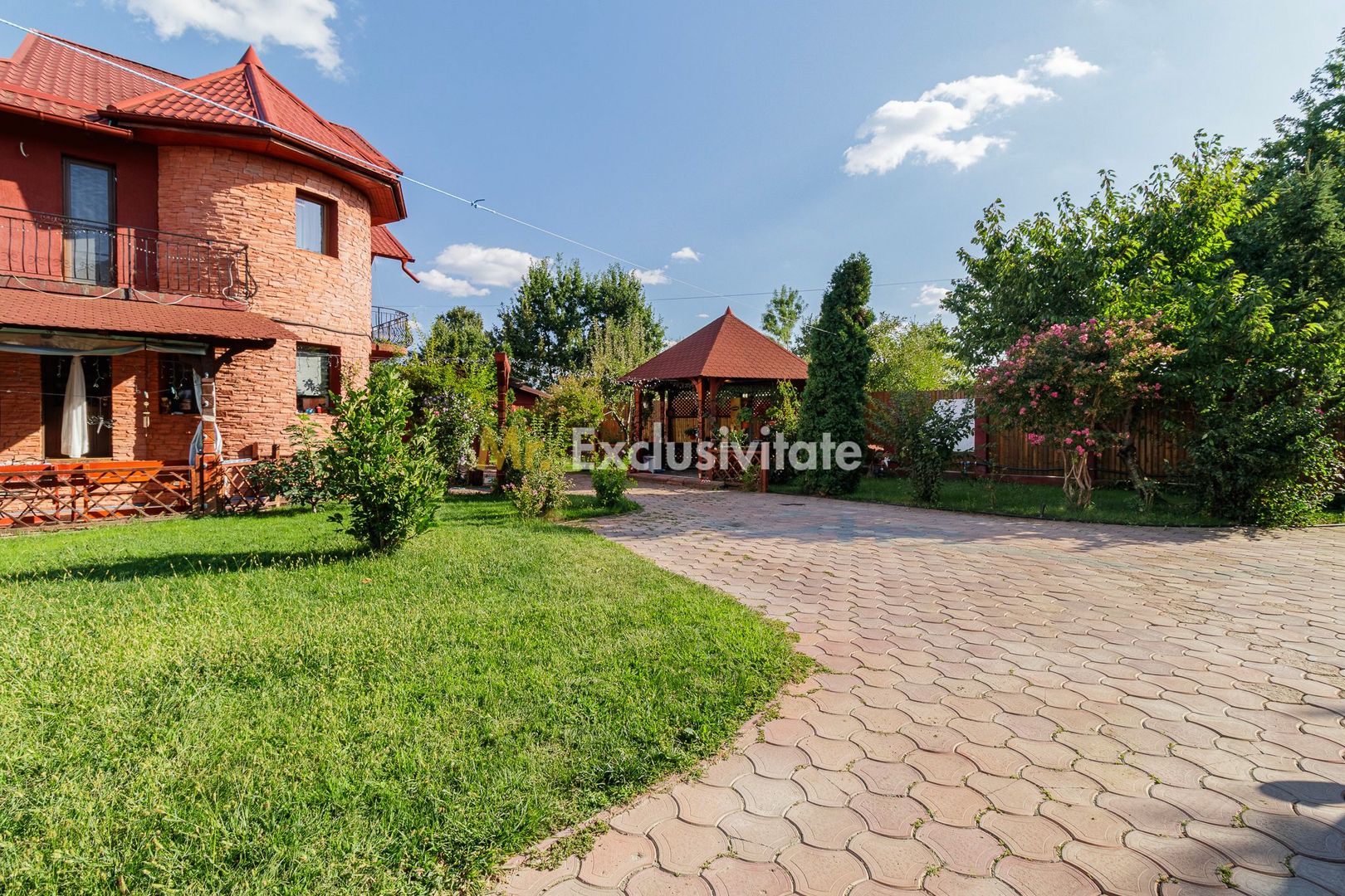 Vilă individuală cu 5 camere, piscină și curte generoasă | Mogoșoaia - Poză 29