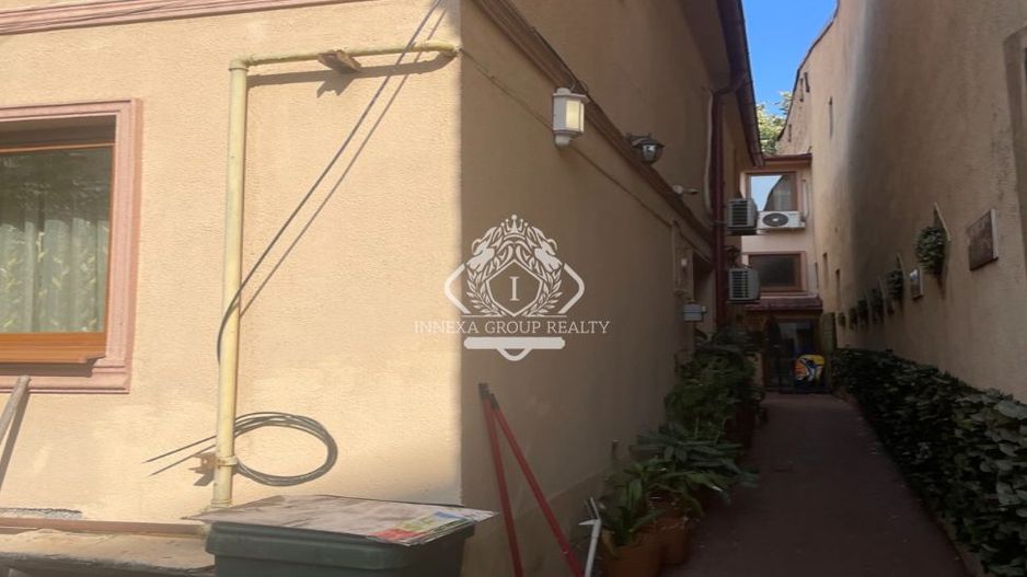 Dacia-Armeneasca I Doua case in aceeasi curte - Poză 3