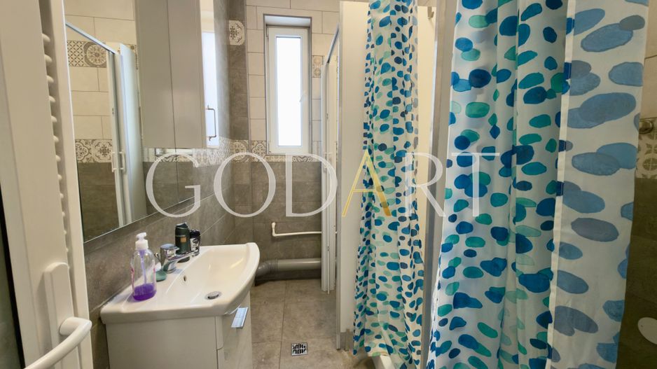 Vila spatioasa | Complet renovată | Central - Poză 27