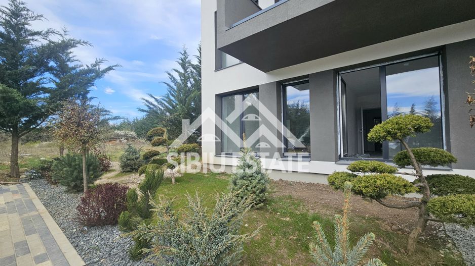 Apartament cu gradina si 2 locuri parcare Oferta - Poză 1