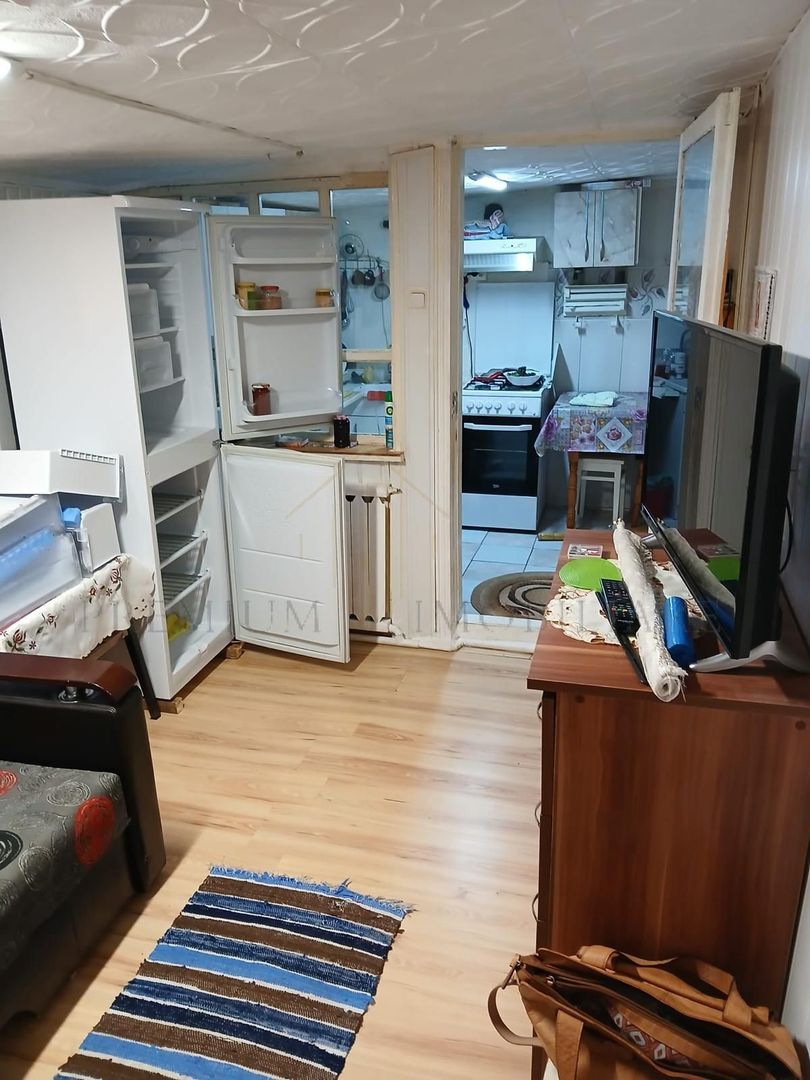 Casă 5 camere, 137 mp utili, 960 mp teren, 10 km de Onești - Poză 7