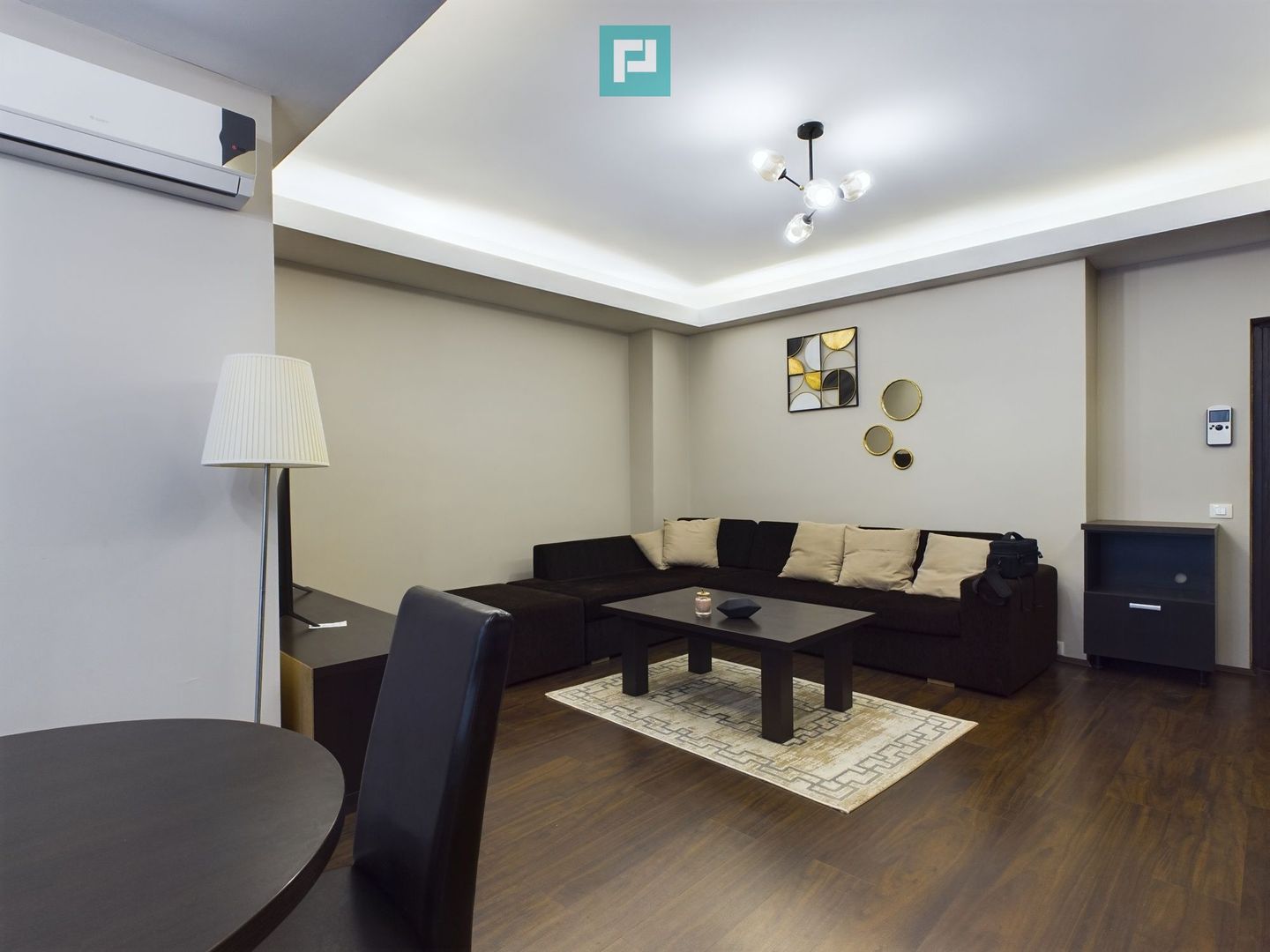 Apartament cu 2 camere modern 7 minute metrou Aurel Vlaicu - Poză 3
