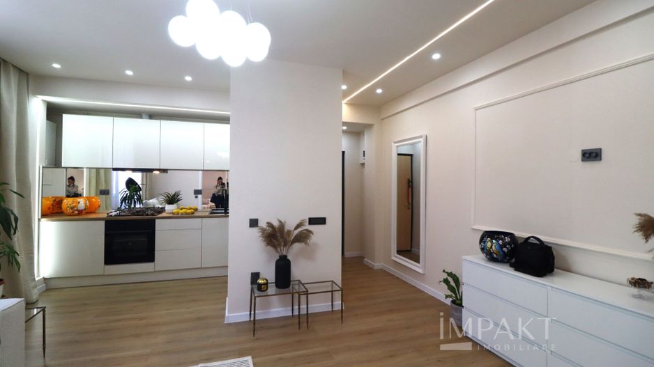 Apartament cu 2 camere,  ultrafinisat, zona Semicenrala! - Poză 5