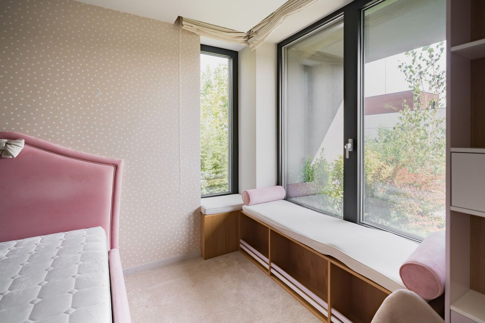 Vila cu 6 camere in Amber Gardens - Poză 25