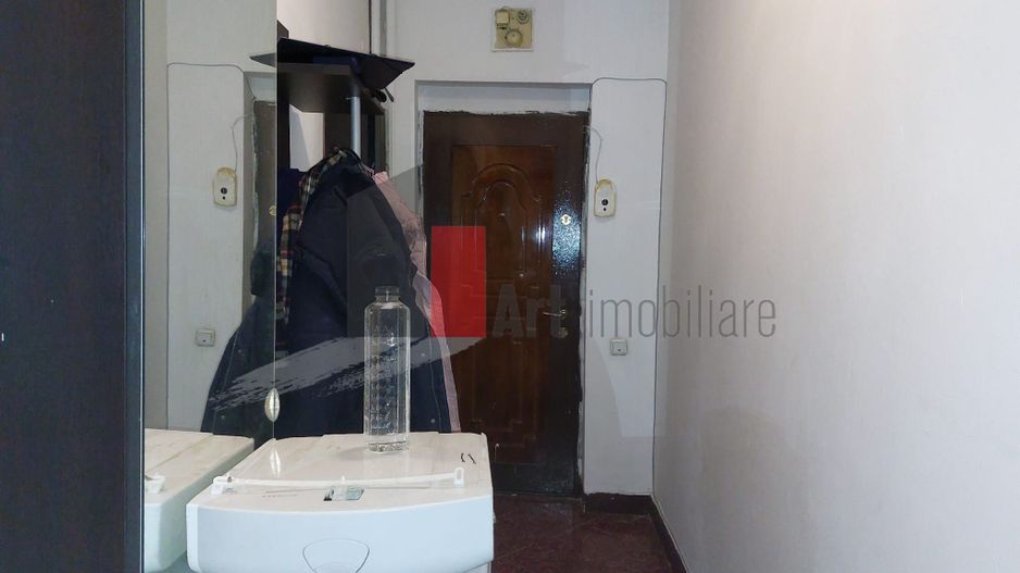 Apartamentul "SUPERMETO", pozitie foarte buna, amenajat - Poză 13