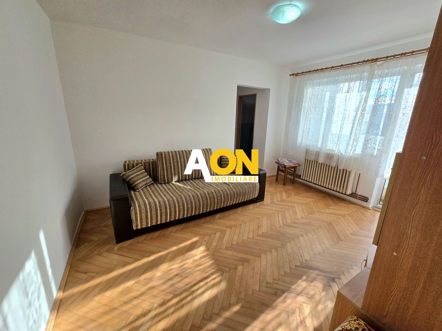 Apartament cu 3 Camere, Etaj Intermediar, Zona Bld. Transilvaniei - Poză 3