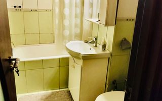 Apartament cu doua camere decomandat, zona Billa - Poză 4