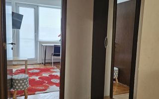 Apartament cu 3 camere, mobilat si utilat - Piata Centrala - Poză 10