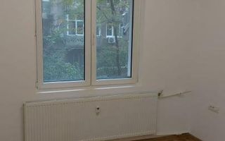 Apartament cu 3 camere in zona Crangasi - Poză 12