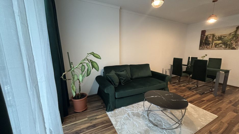 Mobilat si utilat cu loc de parcare subteran la City of Mara - Poză 2