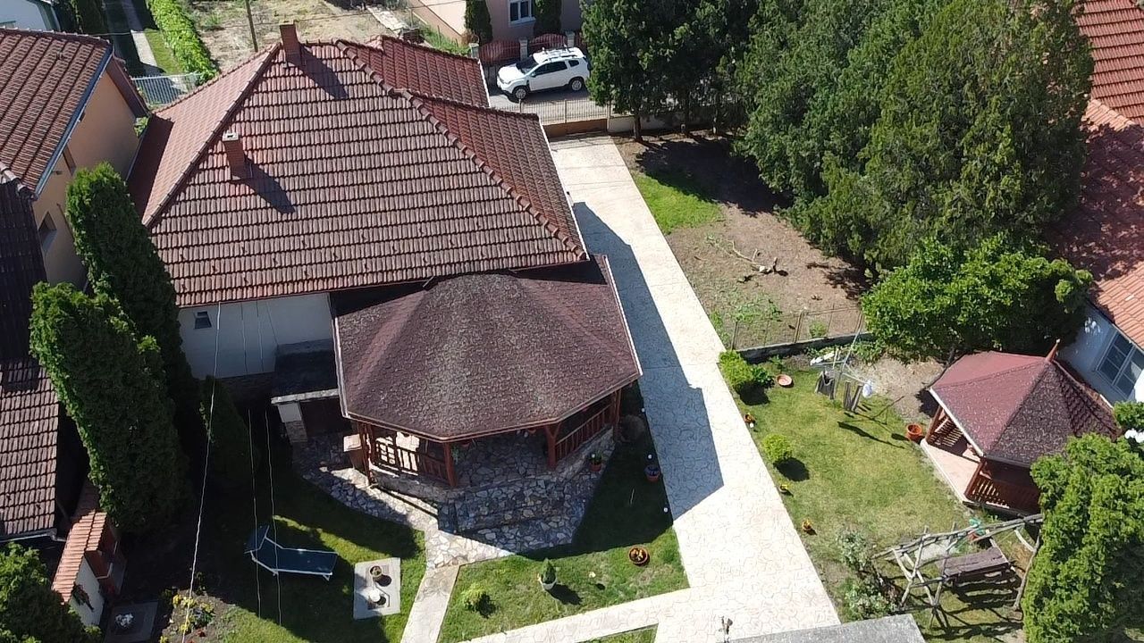 Oportunitate rara: Casa zona Titulescu cu teren generos 37.48 Ar - Poză 6