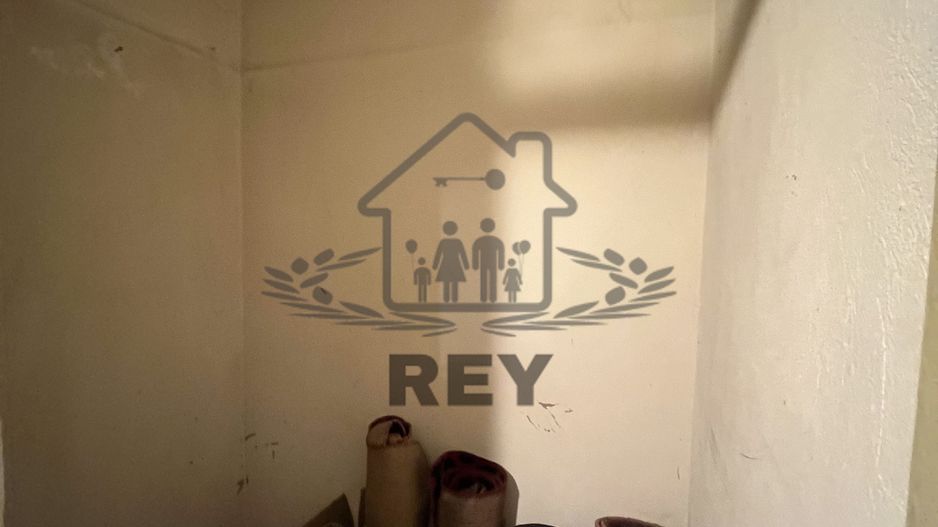 Apartament 4 camere decomandate 4 balcoane etaj 1 Str. Bâlea/Sibiu - Poză 7