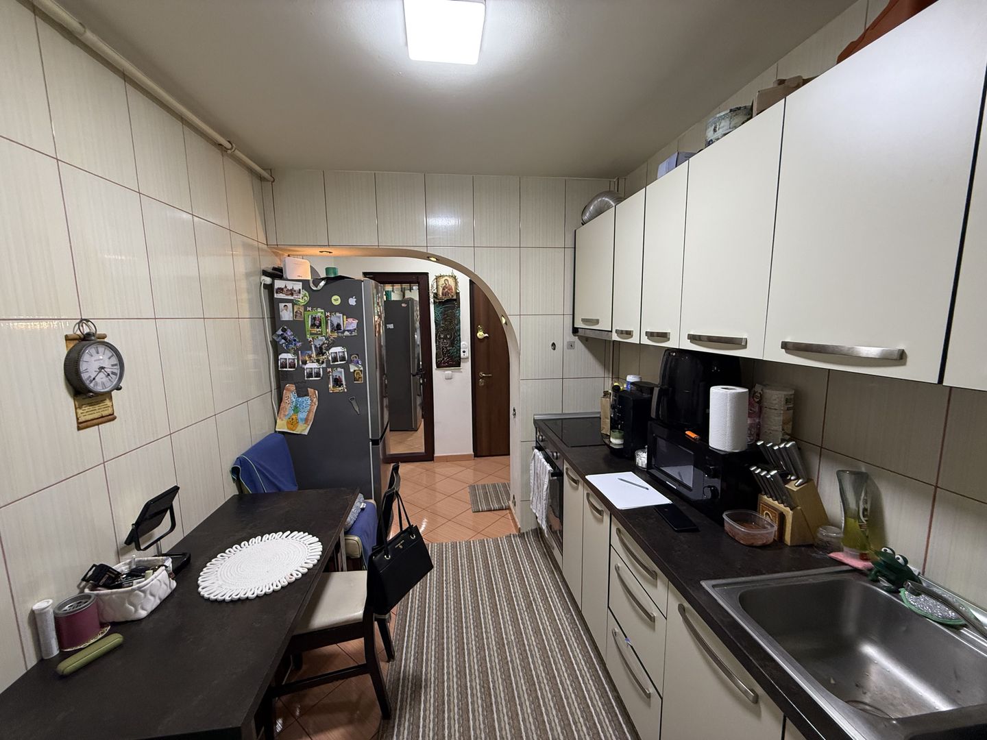 Apartament 3 cam modern complet renovat - mobilat Campina- central - Poză 12