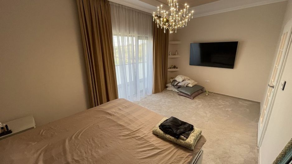 Vila cu piscina PREMIUM in Bucium - Poză 6