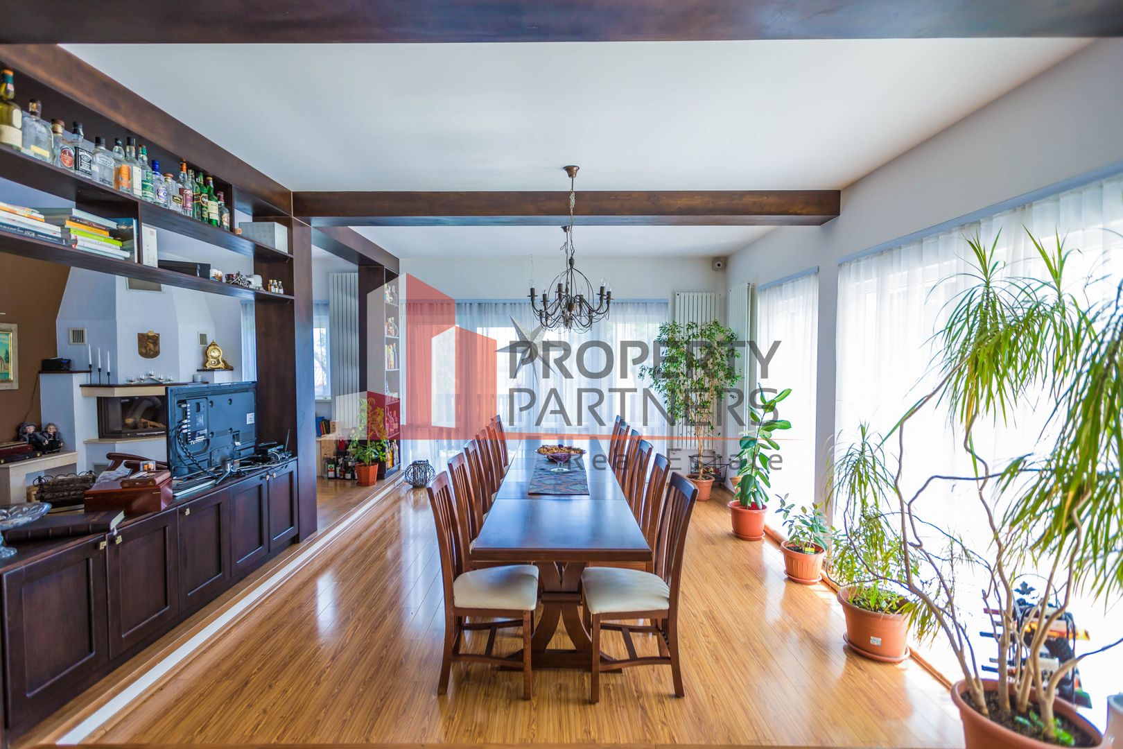 Vilă in Bran cu teren de 28.000 mp și priveliște spectaculoasa - Poză 5