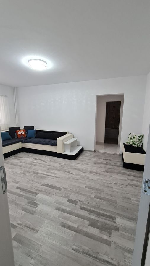 APARTAMENT RECENT RENOVAT ZONA IANCULU - Poză 1