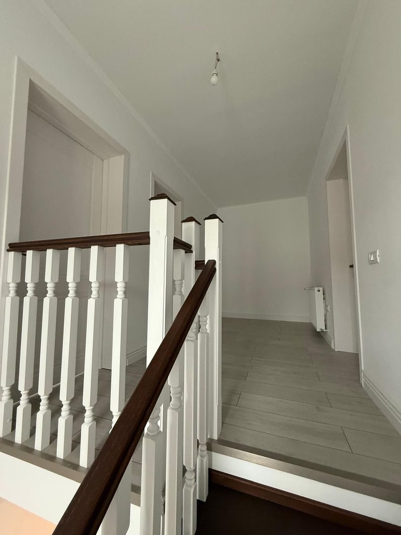 Duplex 4 dormitoare - zona Kids Park - Dumbravita - Poză 8