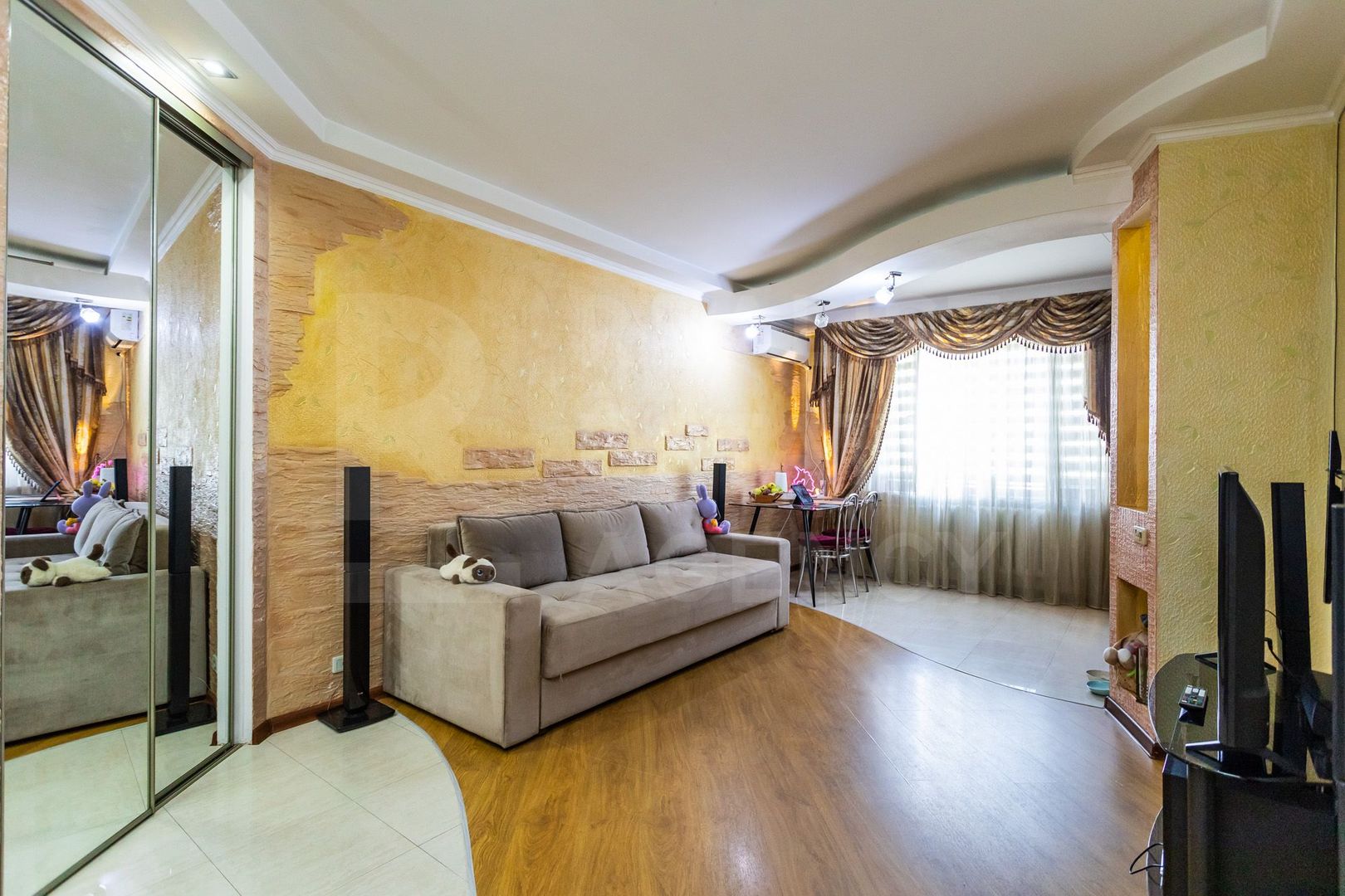 Vânzare, apartament, o cameră, str. Bogdan Voievod, Râșcani - Poză 2