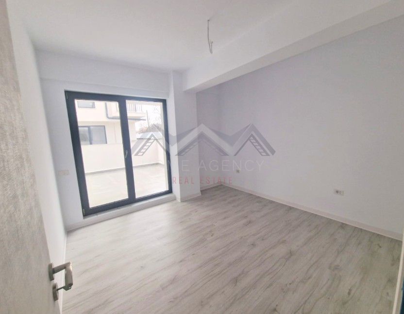 Apartament 3 camere, terasă 31 mp Otopeni central | parcare, comision 0 - Poză 7