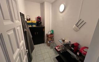 Cladire pretabila spațiu birouri/ clinica - Poză 22