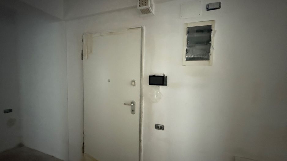 Apartament 4 Camere de Vanzare - Poză 18