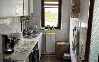 Apartament 2 camere decomandat, etaj 2/10, bloc T5, strada Moldovei, Pașcani - Poză 4