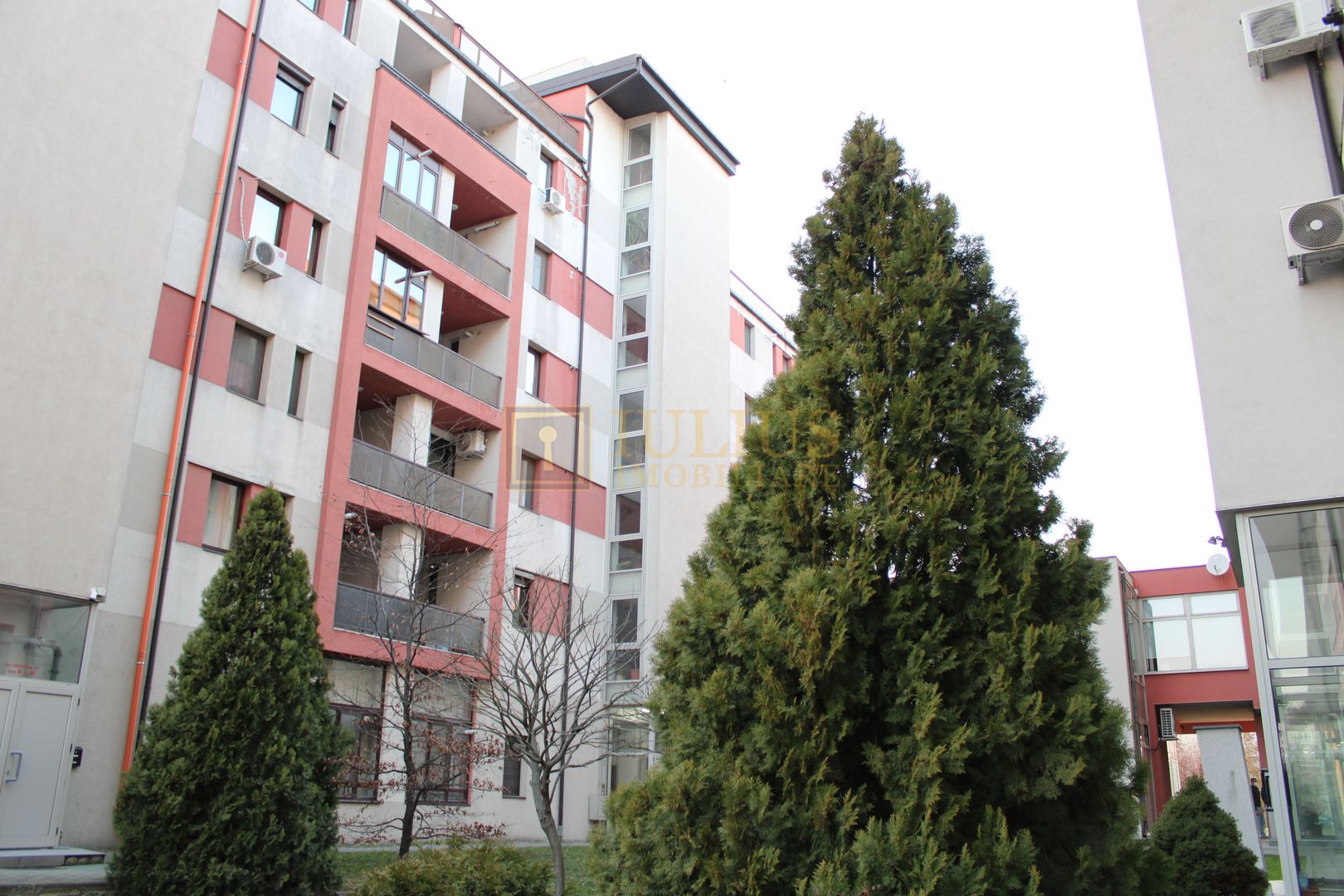 Complex rezidential, spatios, in Soarelui-Saguaro. - Poză 23