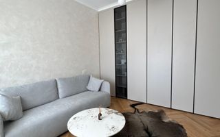 Gradinita la intrare, casa cu pompe caldura 10 kw, curte proprie mare - Poză 10