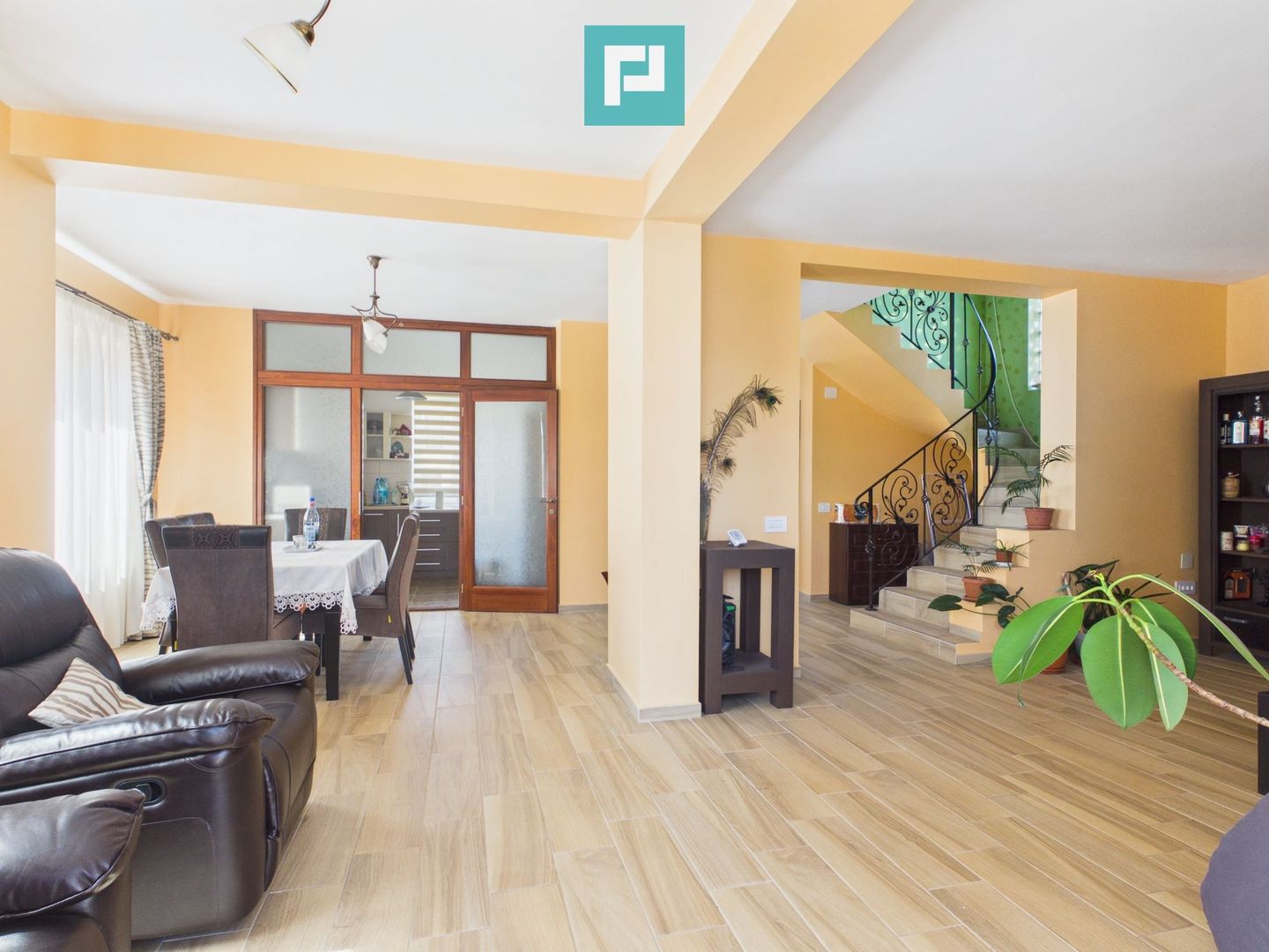 Casa 4 camere Osorhei 135mp - Poză 11