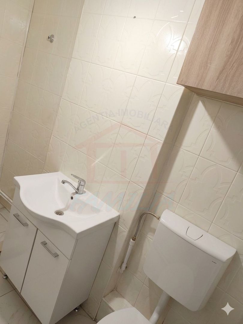 Vanzare apartament cu 2 camere la et 1, Micro 19, 30 mp, 45.000 EURO - Poză 5