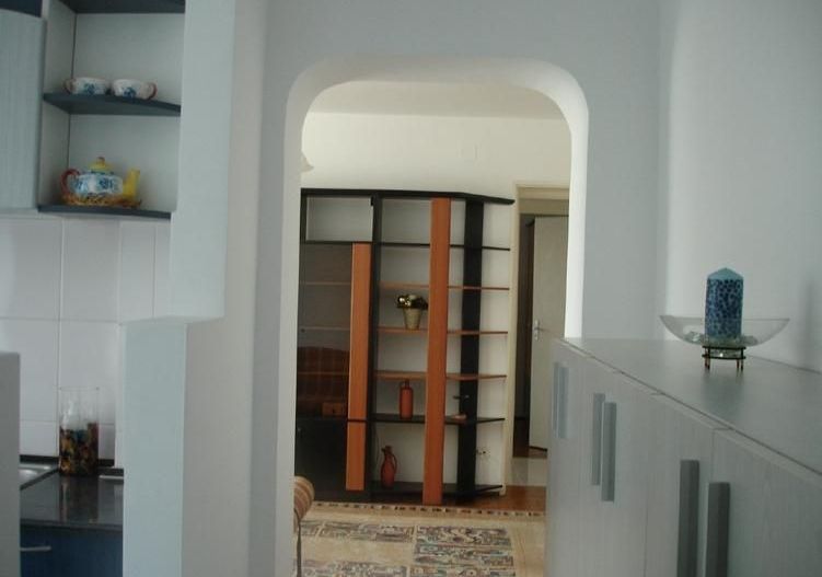 Calea Giulești, 3 camere, etaj 3 din 4, suprafață 61mp, semidecomandat - Poză 2