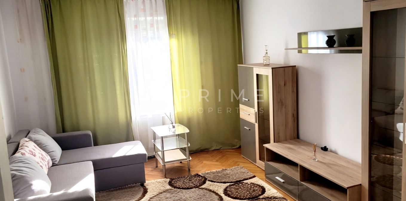 De închiriat: Apartament modern 3 camere, recent renovat | Etaj 3/4 - Poză 1
