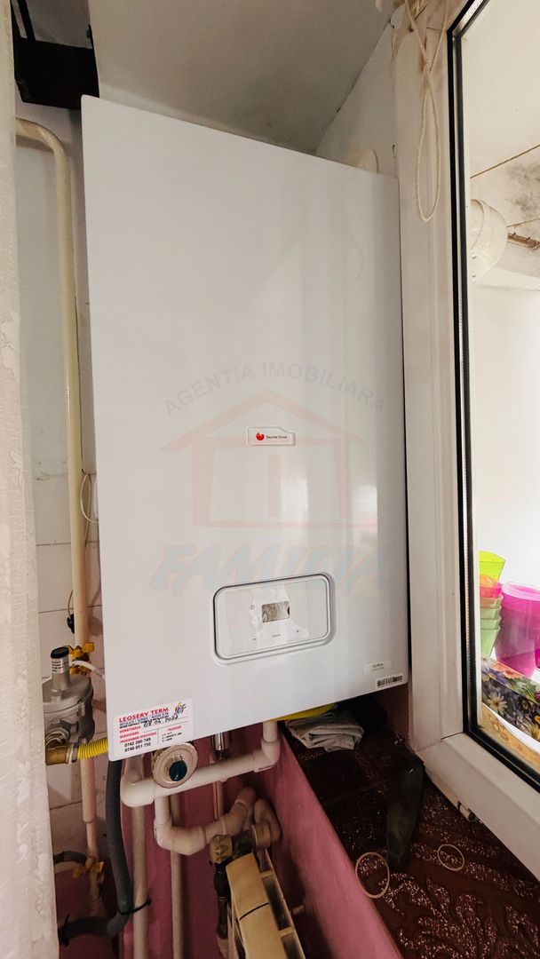 De vanzare 2 camere dec. in Galati, Micro 18, zonă Spitalul Județean - Poză 7