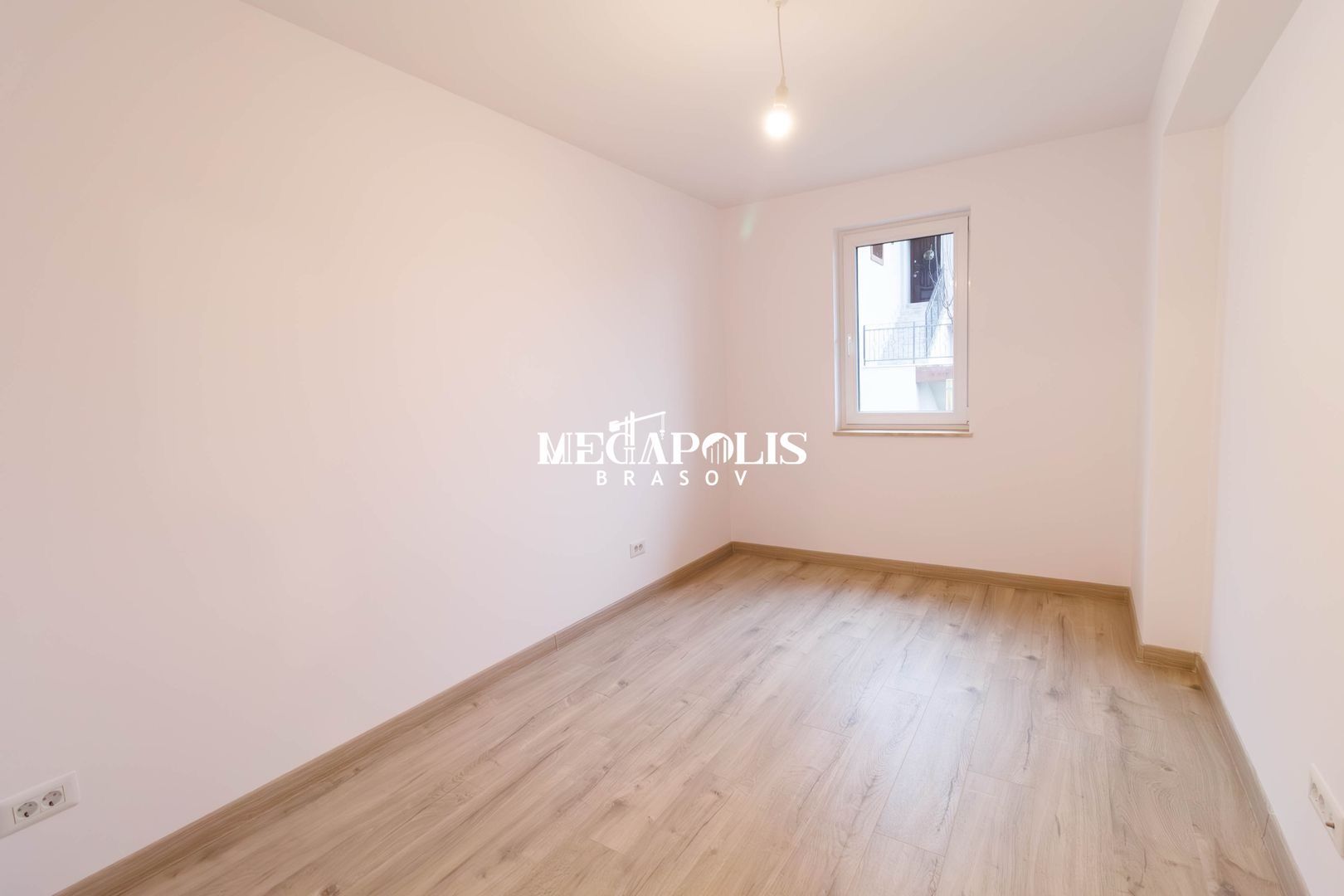 ROKMAN  LIVIU REBREANU 49 - Poză 20