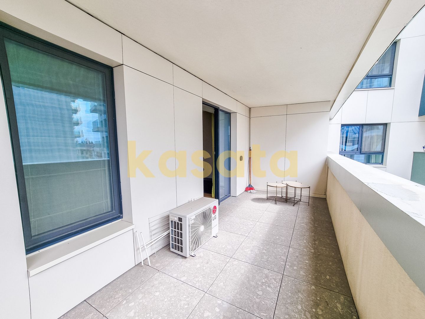 Apartament decomandat 2 camere, Aviației Tower,  Parcare - Poză 7